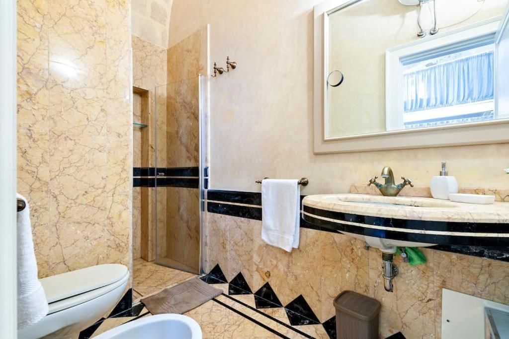 Casa Vacanze De Mari Lecce Luaran gambar
