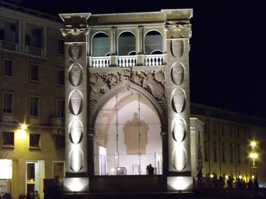 Casa Vacanze De Mari Lecce Luaran gambar