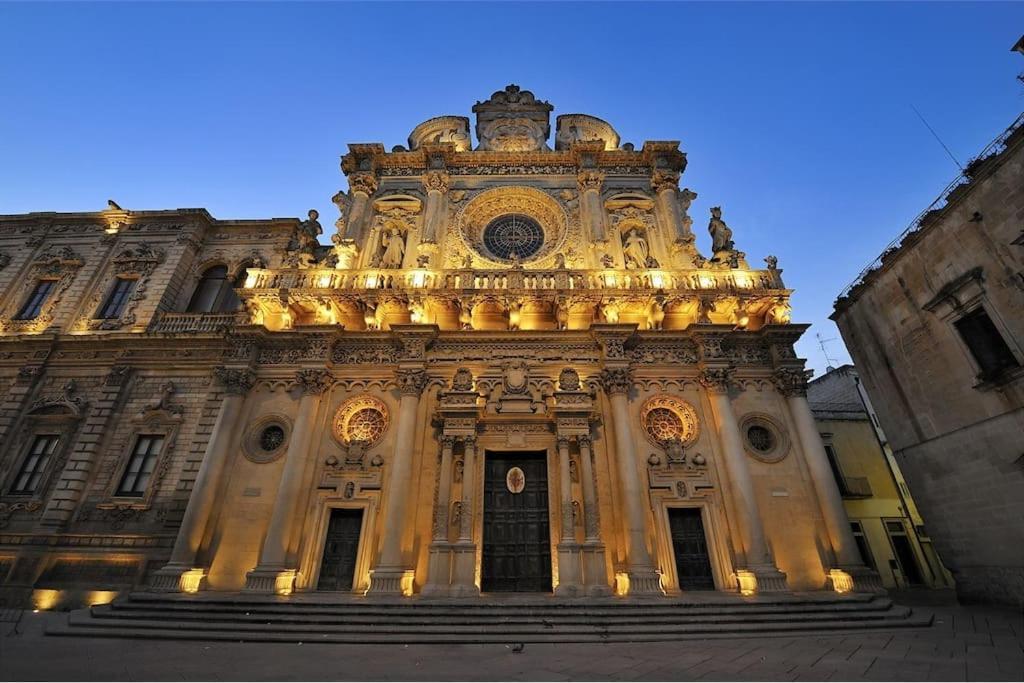 Casa Vacanze De Mari Lecce Luaran gambar